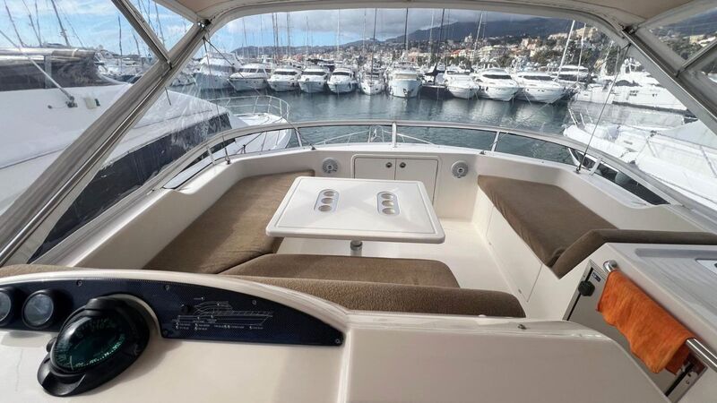 RIVIERA 45 OPEN FLY